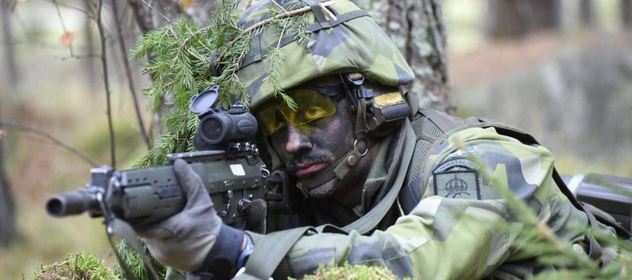 Швеция повысит боеготовность из-за балтийских маневров России