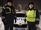 Рязанские полицейские спасли младенца от удушья