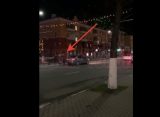 Рязанец, снимавший салют Победы, случайно заснял момент наезда на пешехода на Первомайском проспекте