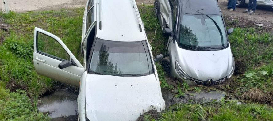 В столкновении с Renault Kaptur в Рязани пострадал пассажир автомобиля Lada Priora