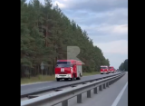 Рязанцы показали колонну пожарных машин, спешащих из Москвы в Клепиковский район