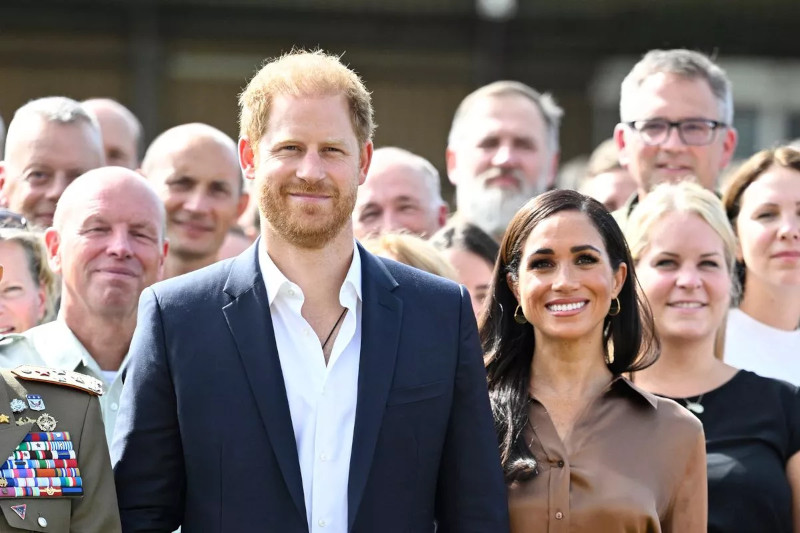 Принц Гарри и Меган Маркл теперь официально внизу рейтинга королевской семьи