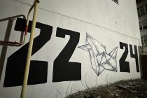 У остановки «Завод САМ» рязанцы оставили граффити в память жертв теракта в «Крокусе»