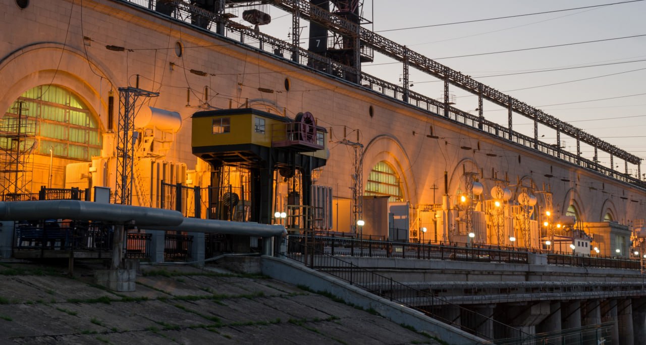 Инженеры "МегаФон" обеспечили связь под водой для сотрудников Нижегородской ГЭС