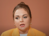 Певица Марина Девятова огорчена враждой с украинской родней