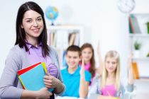 В Рязани молодые учителя могут получить единовременную выплату в размере ₽27 595