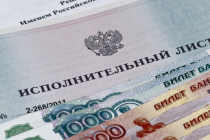 Рязанец погасил задолженность по алиментам в размере 412 тысяч рублей