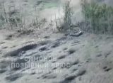 После попадания из РПГ танк Т-80 продолжил разносить опорник ВСУ